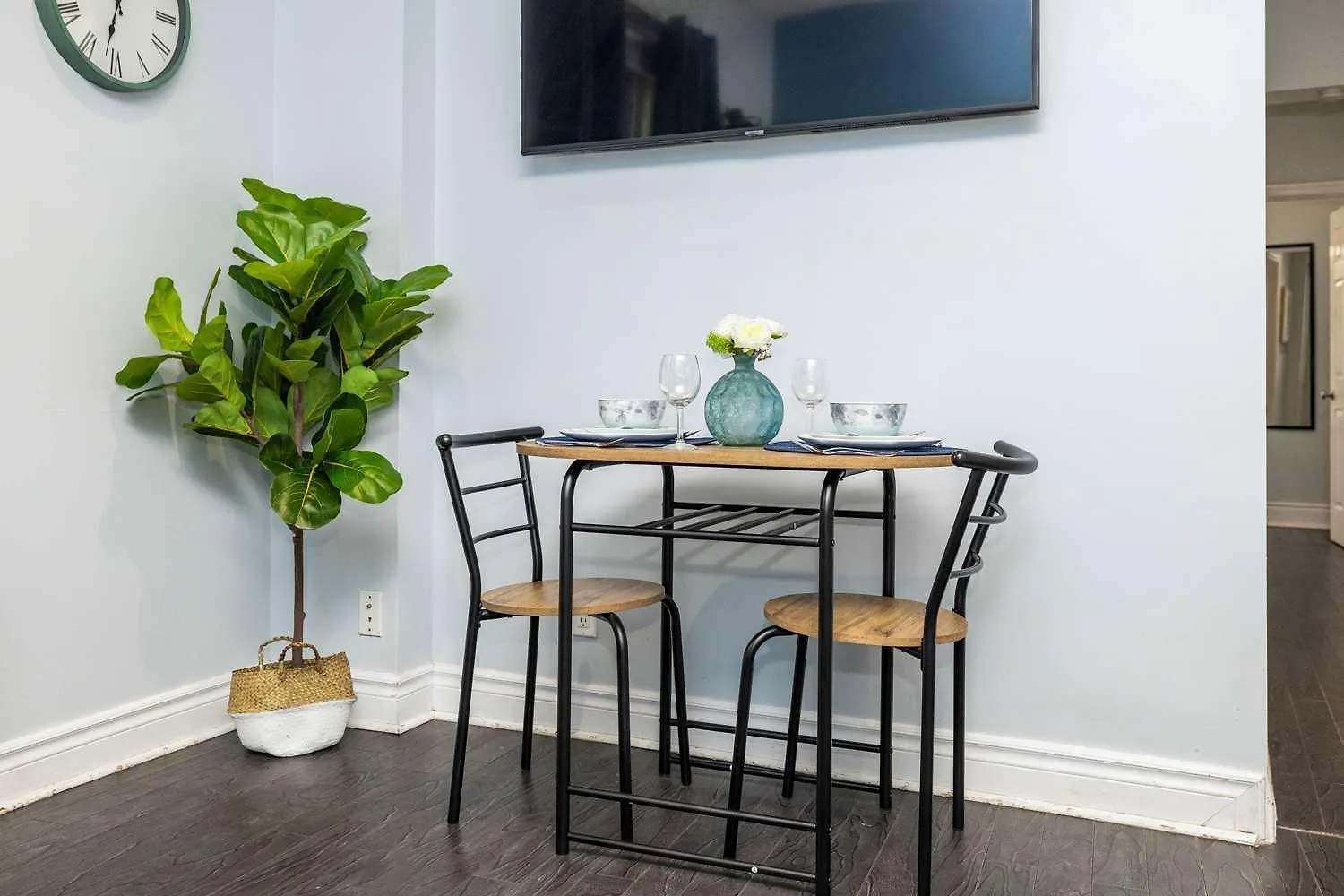 Pet-Friendly Home - Near Chinatown & Little Italy Ottawa 0*,  Canada